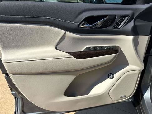 Used 2023 GMC Acadia Denali FWD image 19