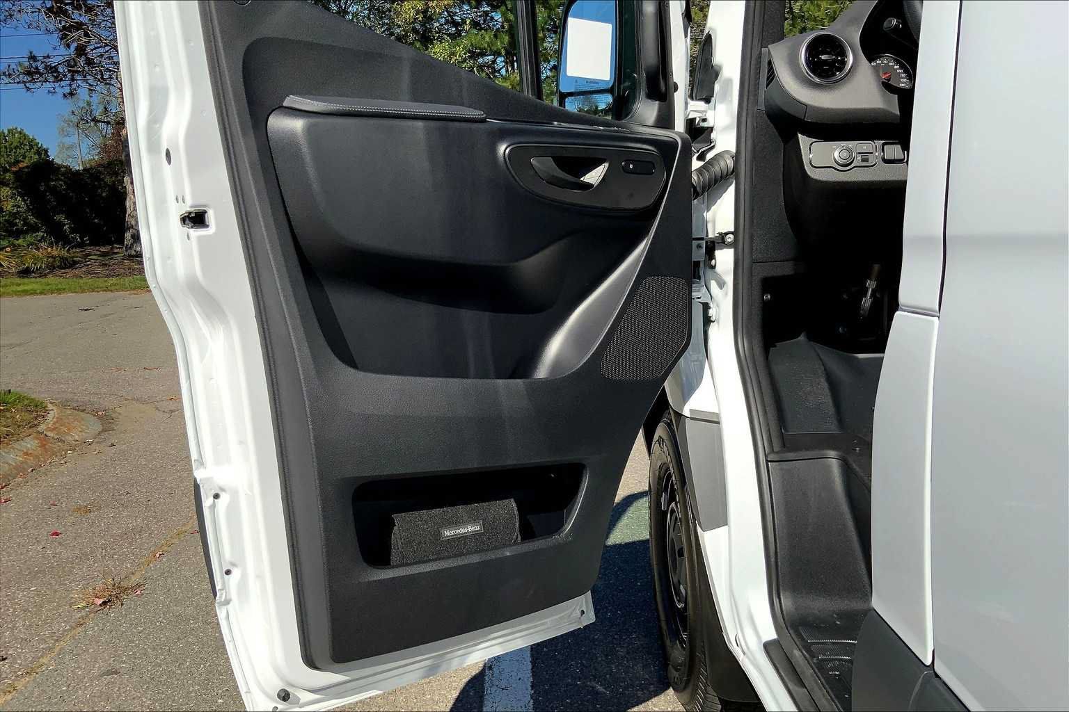Used 2026 Mercedes-Benz Sprinter 2500 image 14