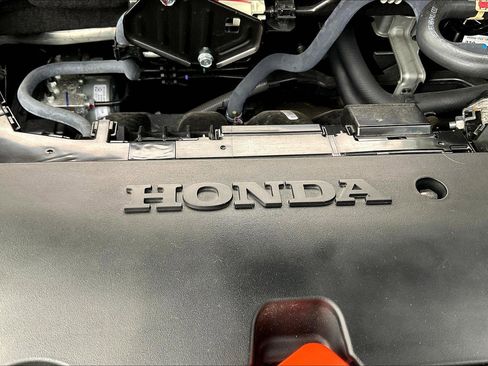 Used 2024 Honda Civic Sport image 28