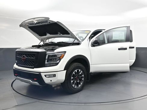 Used 2023 Nissan Titan PRO-4X w/ Pro-4x Utility Package AWD/4WD image 42