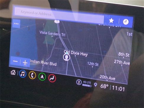 Certified 2023 Chevrolet Corvette Stingray Preferred Cpe w/ Chrome Exterior Badge Package image 22