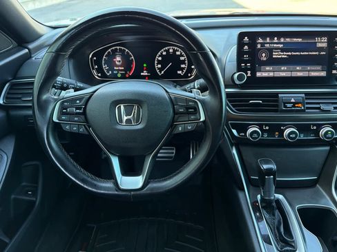 Used 2018 Honda Accord Sport image 14