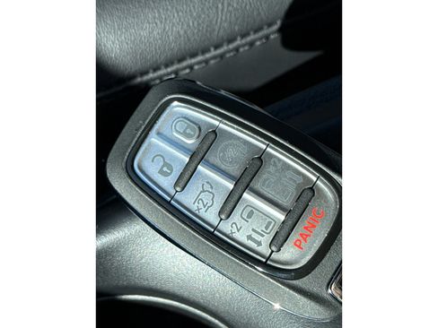New 2026 Chrysler Voyager LX FWD image 36