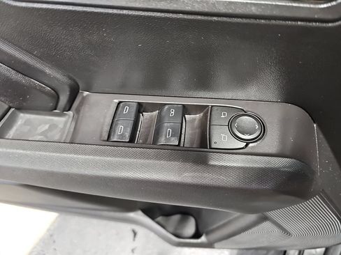 Used 2024 Chevrolet Colorado Trail Boss AWD/4WD image 26