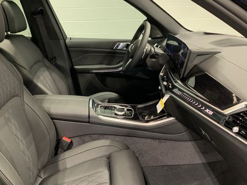 Used 2026 BMW X5 xDrive40i w/ M Sport Package AWD/4WD image 24
