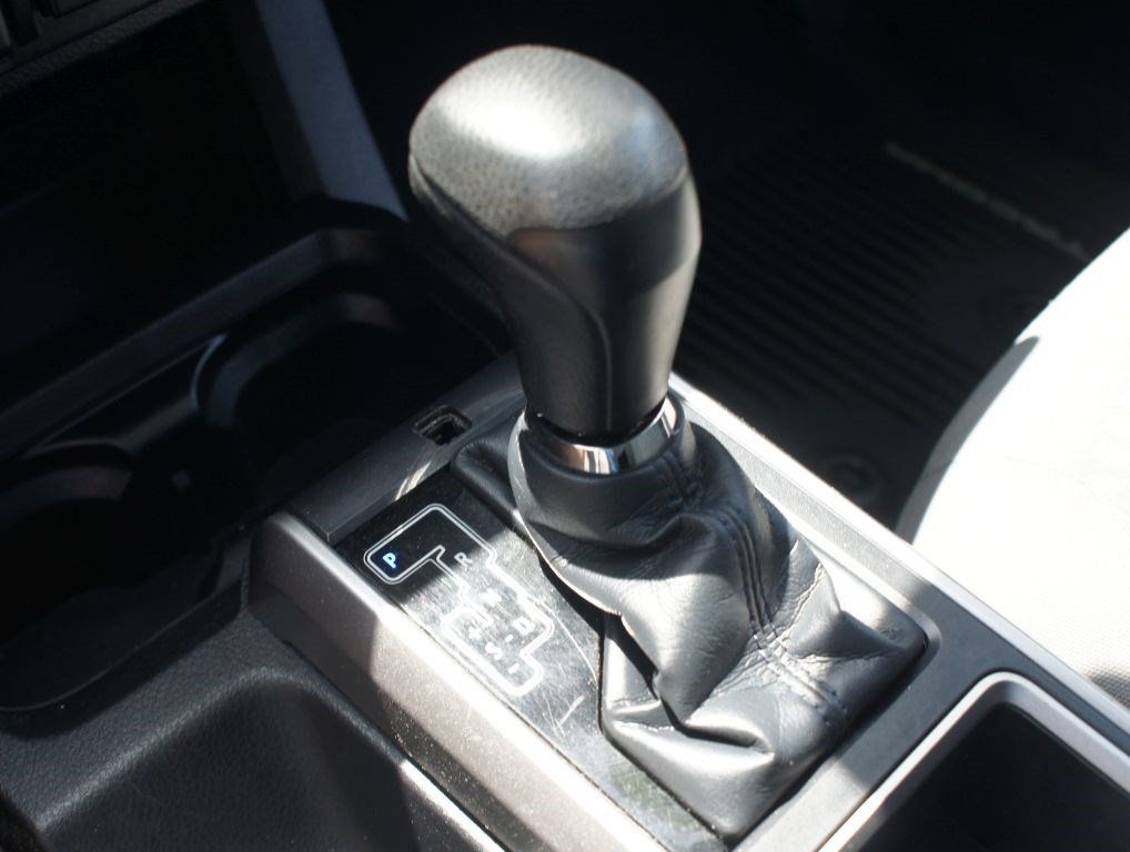 Used 2021 Toyota Tacoma SR5 RWD image 9