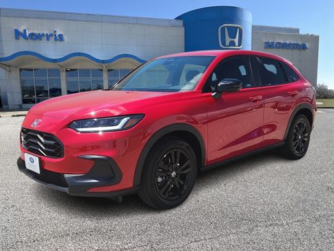 New 2027 Honda HR-V Sport image 2