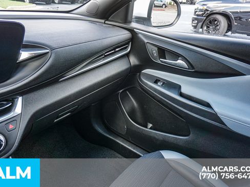 Used 2024 Buick Envista Preferred FWD image 44