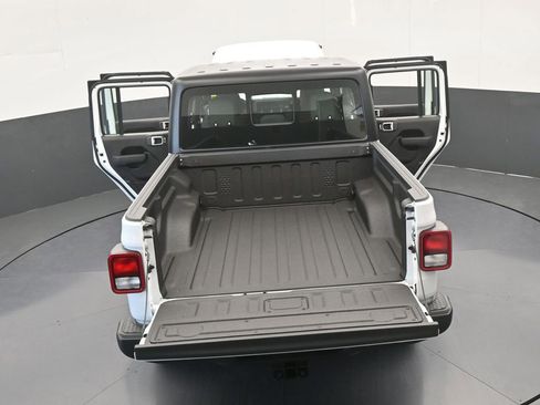 New 2026 Jeep Gladiator Sport image 63