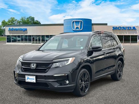Certified 2022 Honda Pilot Special Edition image 2