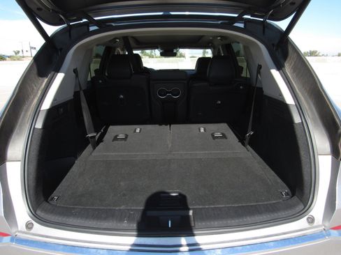 Certified 2023 Acura MDX FWD w/ Technology Package image 13