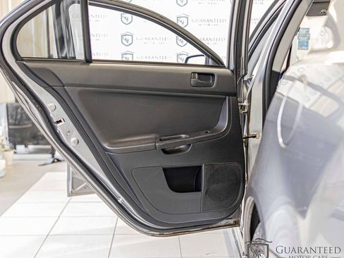 Used 2013 Mitsubishi Lancer ES image 30