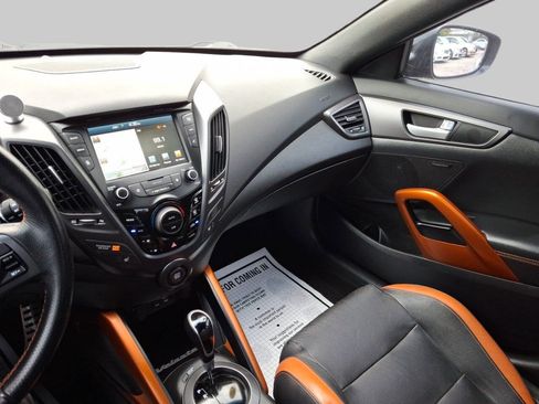 Used 2016 Hyundai Veloster Turbo w/ Option Group 04 image 10