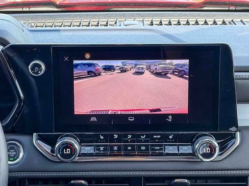 Used 2023 Chevrolet Colorado LT w/ LT Convenience Package II RWD image 17