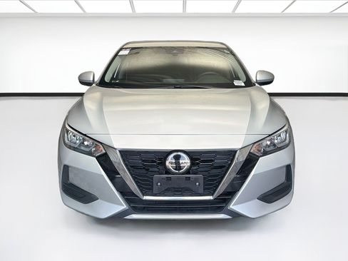 Used 2020 Nissan Sentra S w/ Trunk Package FWD image 2