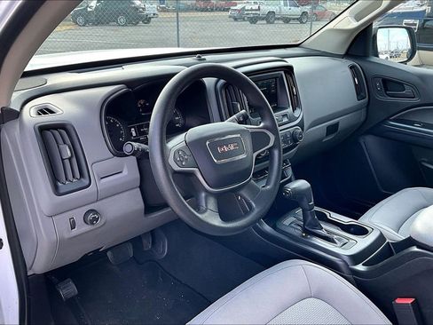Used 2019 GMC Canyon 2WD Crew Cab w/ Convenience Package image 17