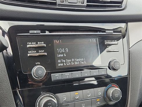 Used 2018 Nissan Rogue Sport S w/ S Appearance Package image 15