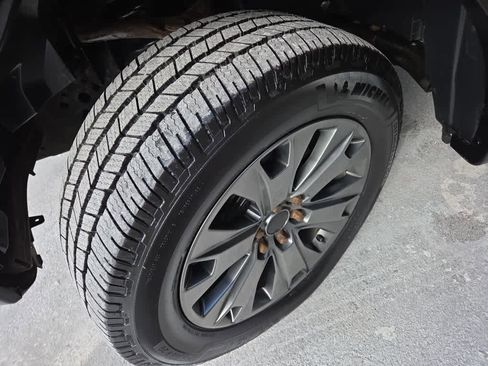 Used 2016 Ford F150 XLT w/ Equipment Group 302A Luxury image 26