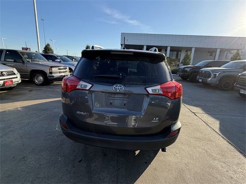 Used 2013 Toyota RAV4 LE image 6