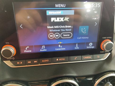 Used 2025 Nissan Sentra SV FWD image 25