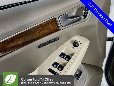 Used 2012 Audi Q5 2.0T Premium Plus AWD/4WD image 12