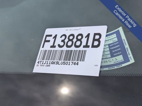Used 2020 Toyota Camry SE w/ Audio Package FWD image 14