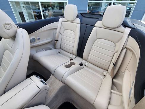 Used 2023 Mercedes-Benz C 300 4MATIC Cabriolet image 11