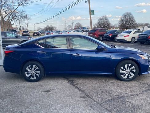 Used 2021 Nissan Altima 2.5 S w/ Driver Assist Package FWD image 4