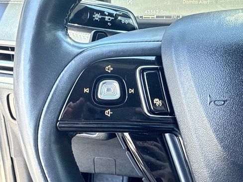 Used 2021 Lincoln Corsair Reserve w/ Equipment Group 201A AWD/4WD image 32