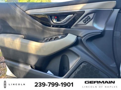 Used 2020 Subaru Outback Limited image 31