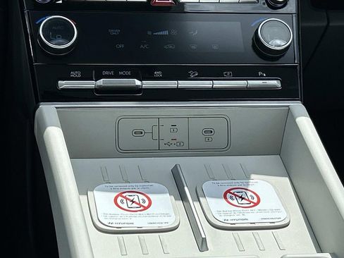 New 2026 Hyundai Santa Fe SE image 25