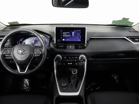Used 2025 Toyota RAV4 XLE Premium w/ Weather Package AWD/4WD image 8