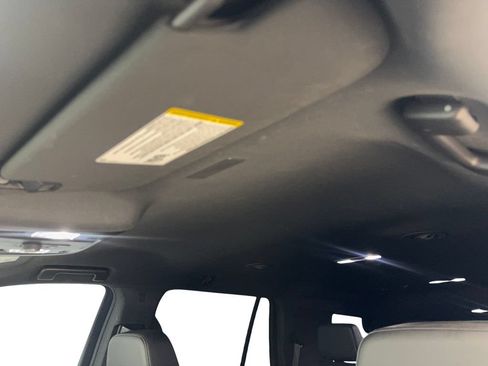 Used 2025 Chevrolet Tahoe LT AWD/4WD image 74