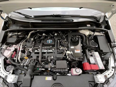 Used 2022 Toyota Corolla LE image 9