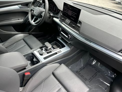 Used 2025 Audi Q5 2.0T Premium Plus w/ Premium Plus Package AWD/4WD image 16