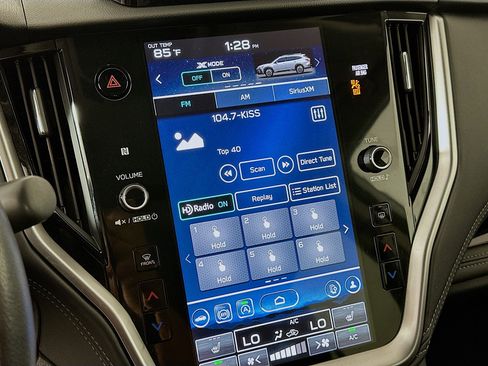 Used 2024 Subaru Outback Limited image 21