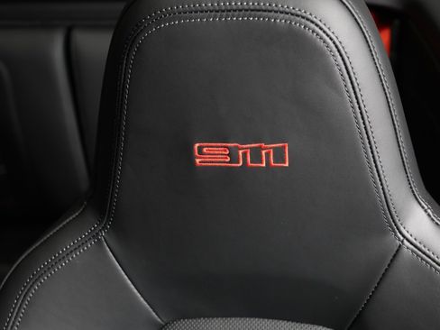 Used 2023 Porsche 911 Carrera GTS w/ Premium Package image 56