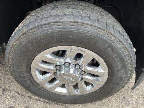 Used 2018 Chevrolet Silverado 3500 High Country w/ Duramax Plus Package AWD/4WD image 15