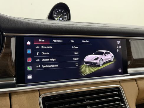 Certified 2023 Porsche Panamera 4 image 44