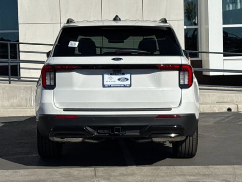 New 2026 Ford Explorer ST-Line w/ ST-Line Street Pack image 4