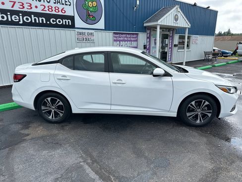 Used 2023 Nissan Sentra SV FWD image 8