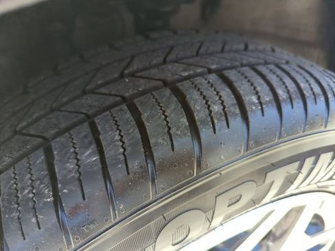 Used 2023 Subaru Forester Premium AWD/4WD image 34