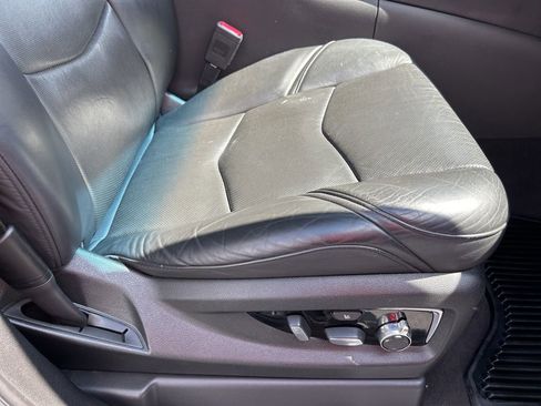 Used 2019 Cadillac Escalade ESV Platinum image 54