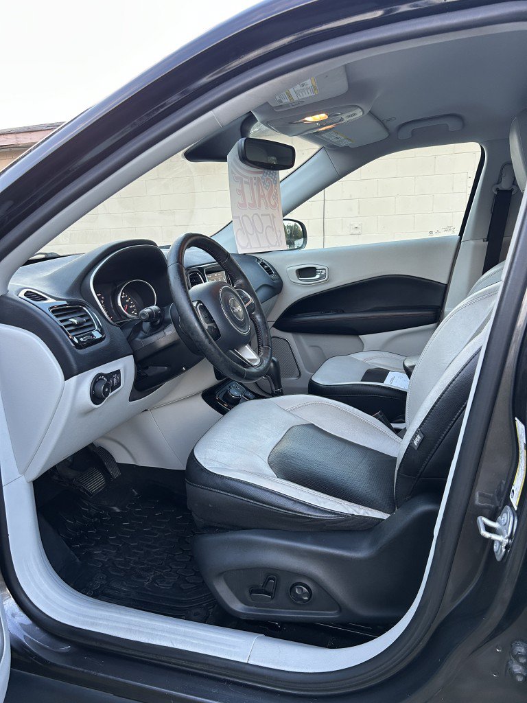 Used 2019 Jeep Compass Limited w/ Safety & Security Group AWD/4WD image 12