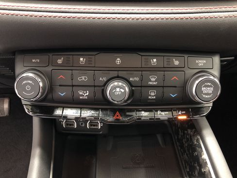 Certified 2024 Dodge Durango R/T image 21