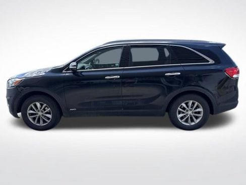 Used 2016 Kia Sorento AWD w/ LX Convenience Package image 9