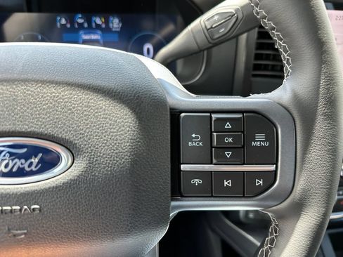 New 2026 Ford F250 Lariat w/ Black Appearance Package AWD/4WD image 25