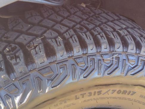 Used 2022 Ford Bronco Wildtrak AWD/4WD image 18