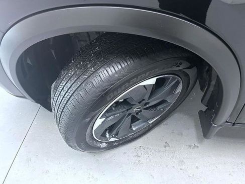 Certified 2024 Nissan Rogue SV image 23