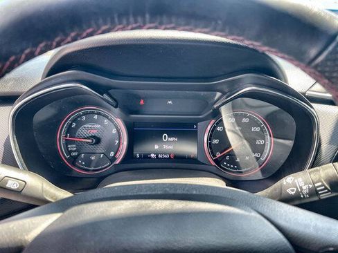 Used 2023 Chevrolet TrailBlazer RS w/ Sun and Liftgate Package FWD image 12